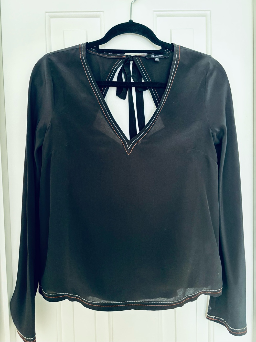 Madewell 100% Silk Black V-Neck Long Sleeve Tie-Back Blouse